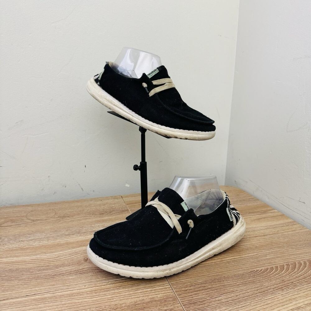 Hey Dude Wendy Black Zebra Slip On Shoes Women’s Size 7